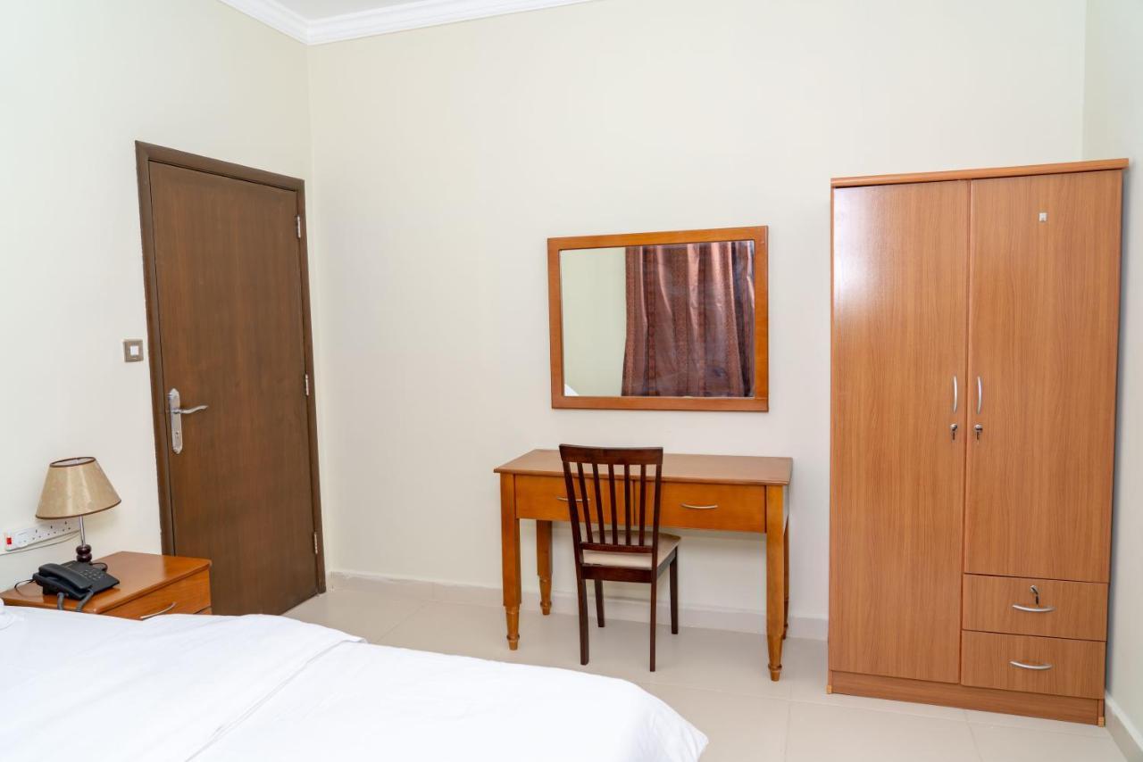 Zodiac Hotel Apartments Fahaheel Кувейт Экстерьер фото